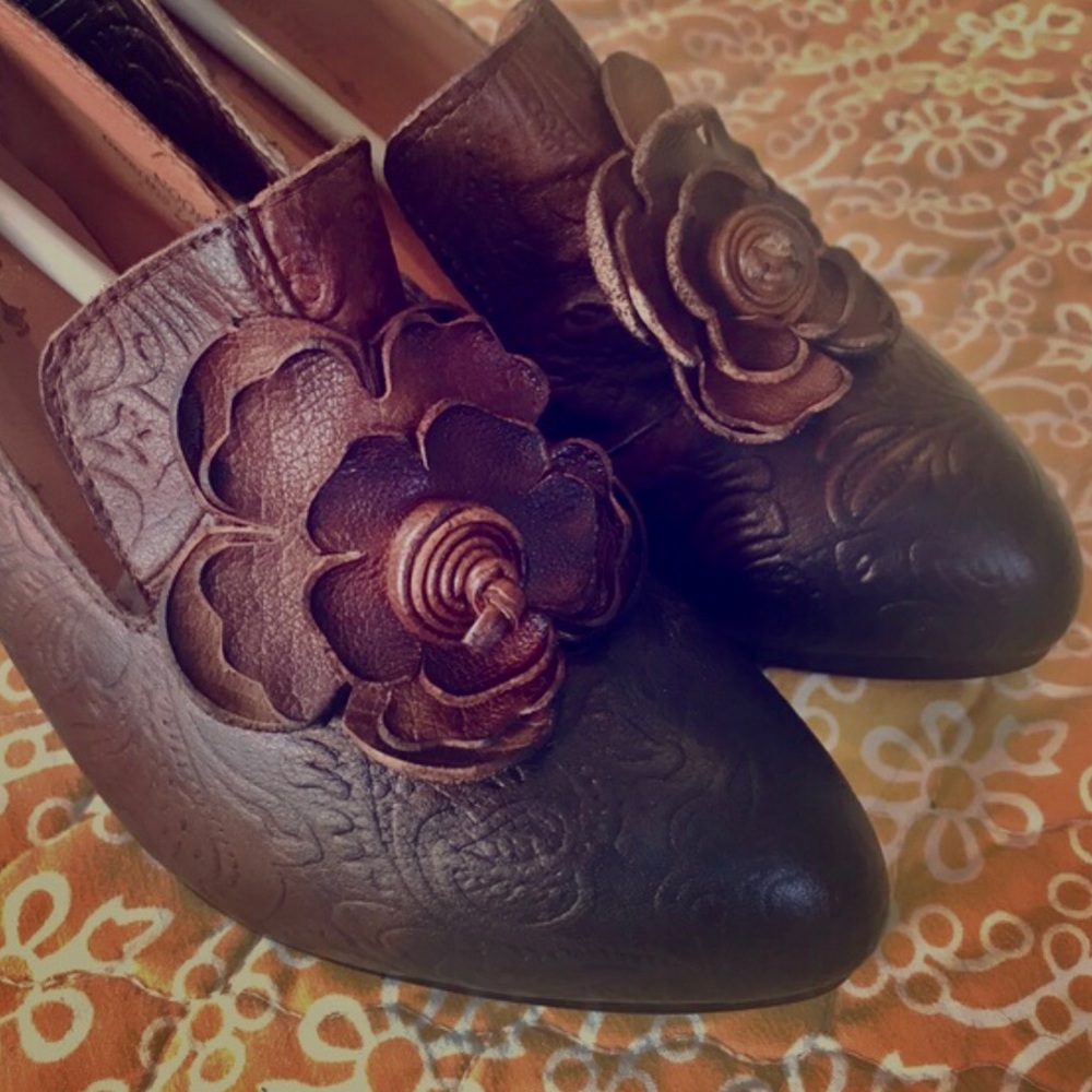 Spring Step Brown Floral Embossed Shoes